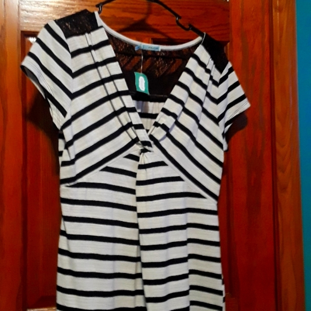 Maurices top